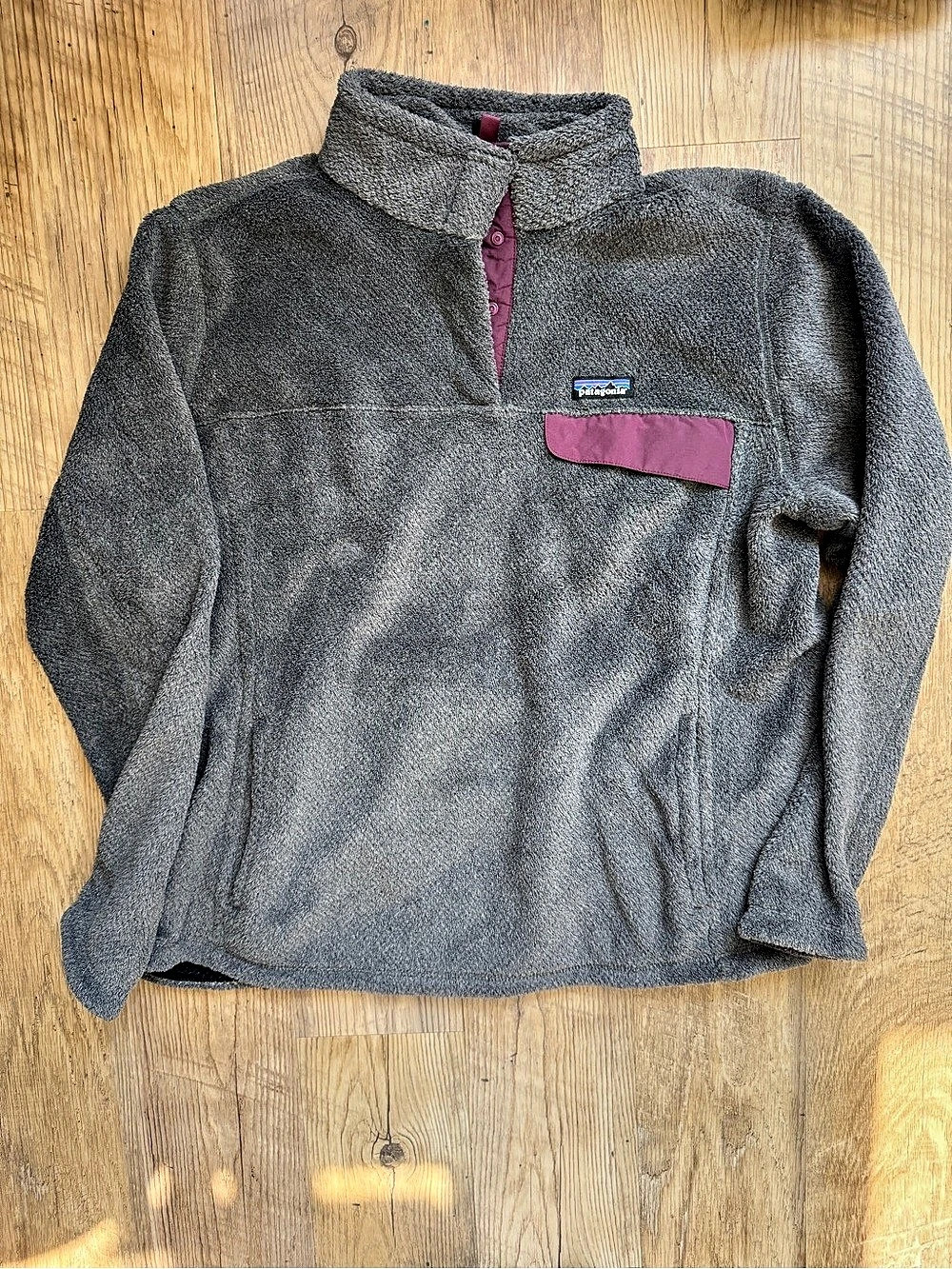 Patagonia Women’s Gray Fleece Pullover XXL